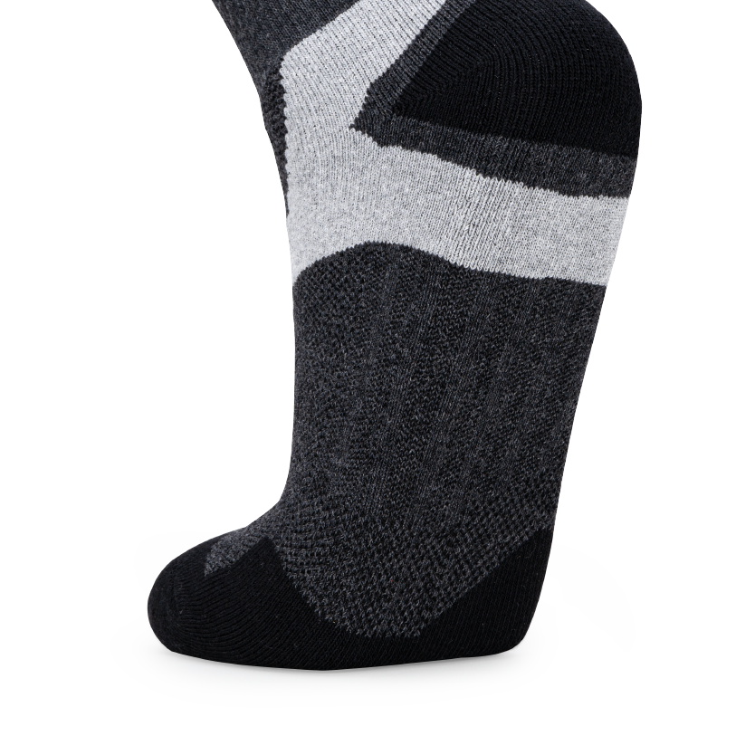 Court Quarter Length Performance Sports Socks_Black