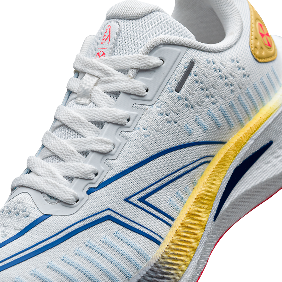 Sprint Pace-WHITE/BLUE/ORANGE RED