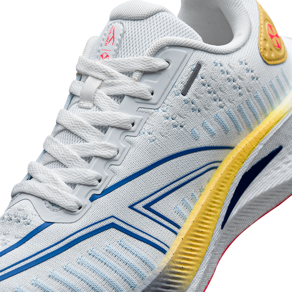 Sprint Pace-WHITE/BLUE/ORANGE RED